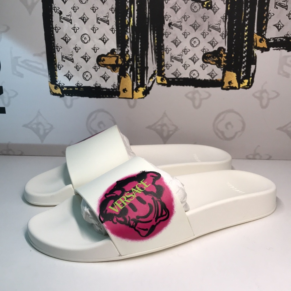 New Authentic VERSACE SMILEY MEDUSA SLIDES SANDALS WHITE/FUXIA - Picture 7 of 11
